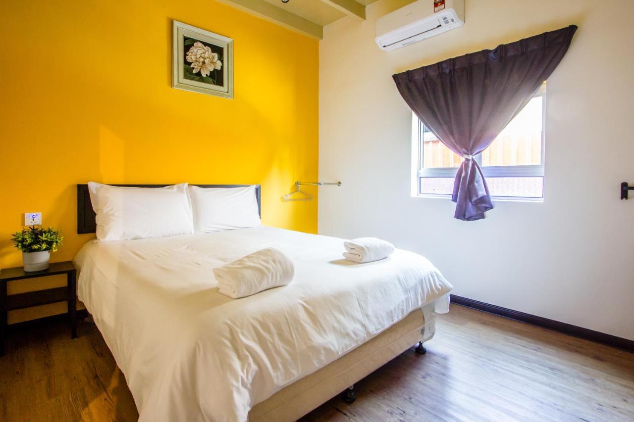 Explore 5Br Gardenhouse Retreats 버터워스 외부 사진