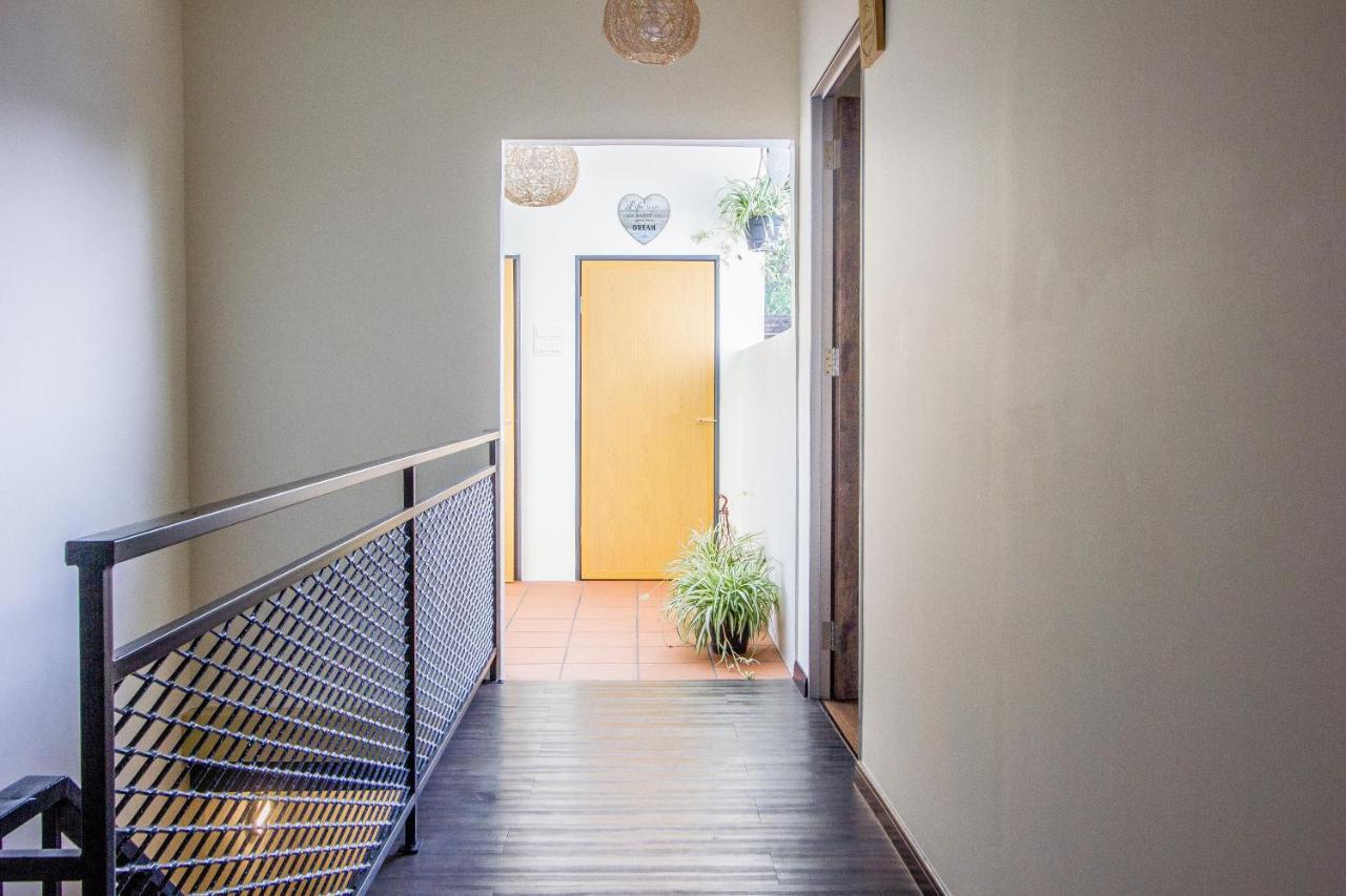 Explore 5Br Gardenhouse Retreats 버터워스 외부 사진