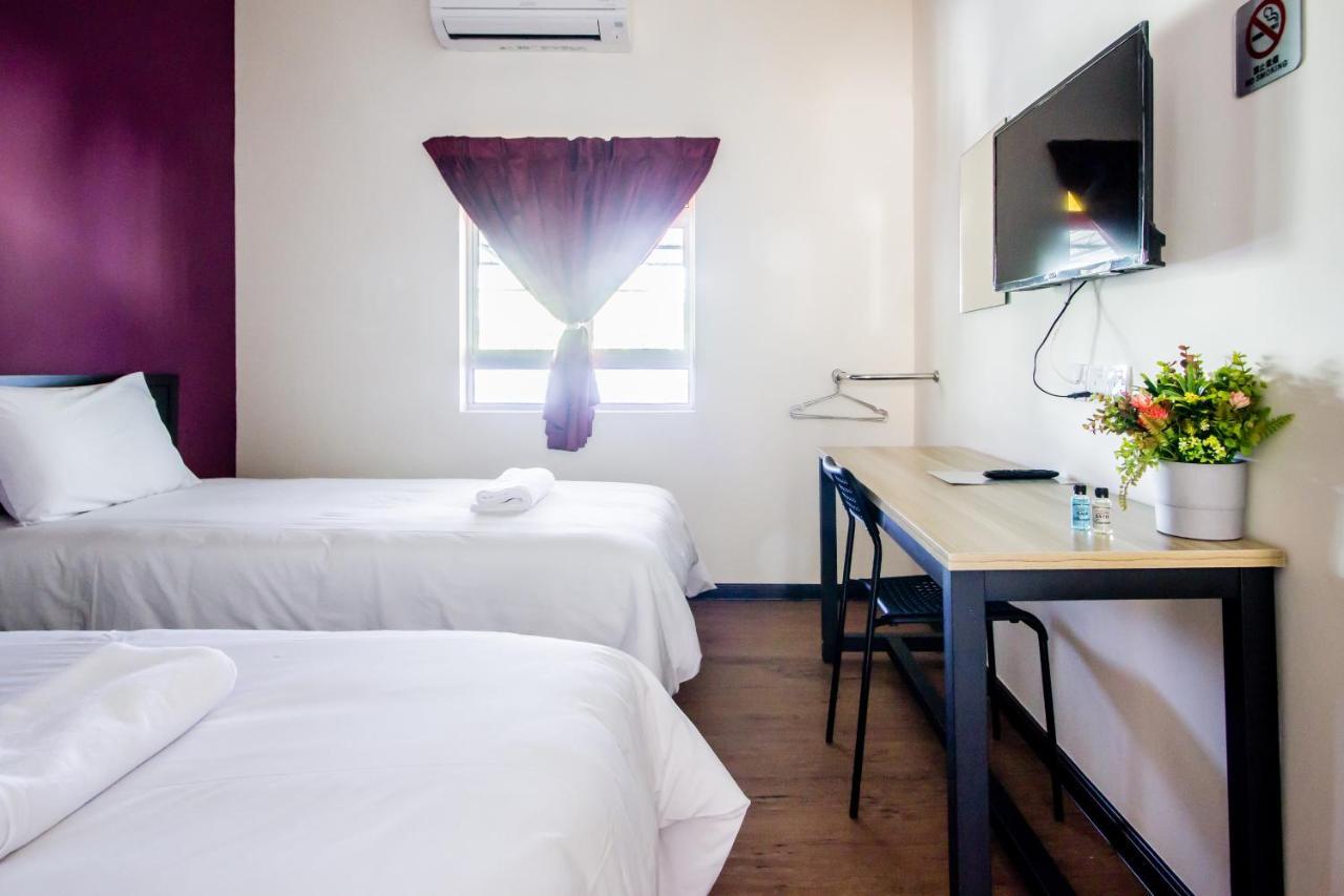 Explore 5Br Gardenhouse Retreats 버터워스 외부 사진
